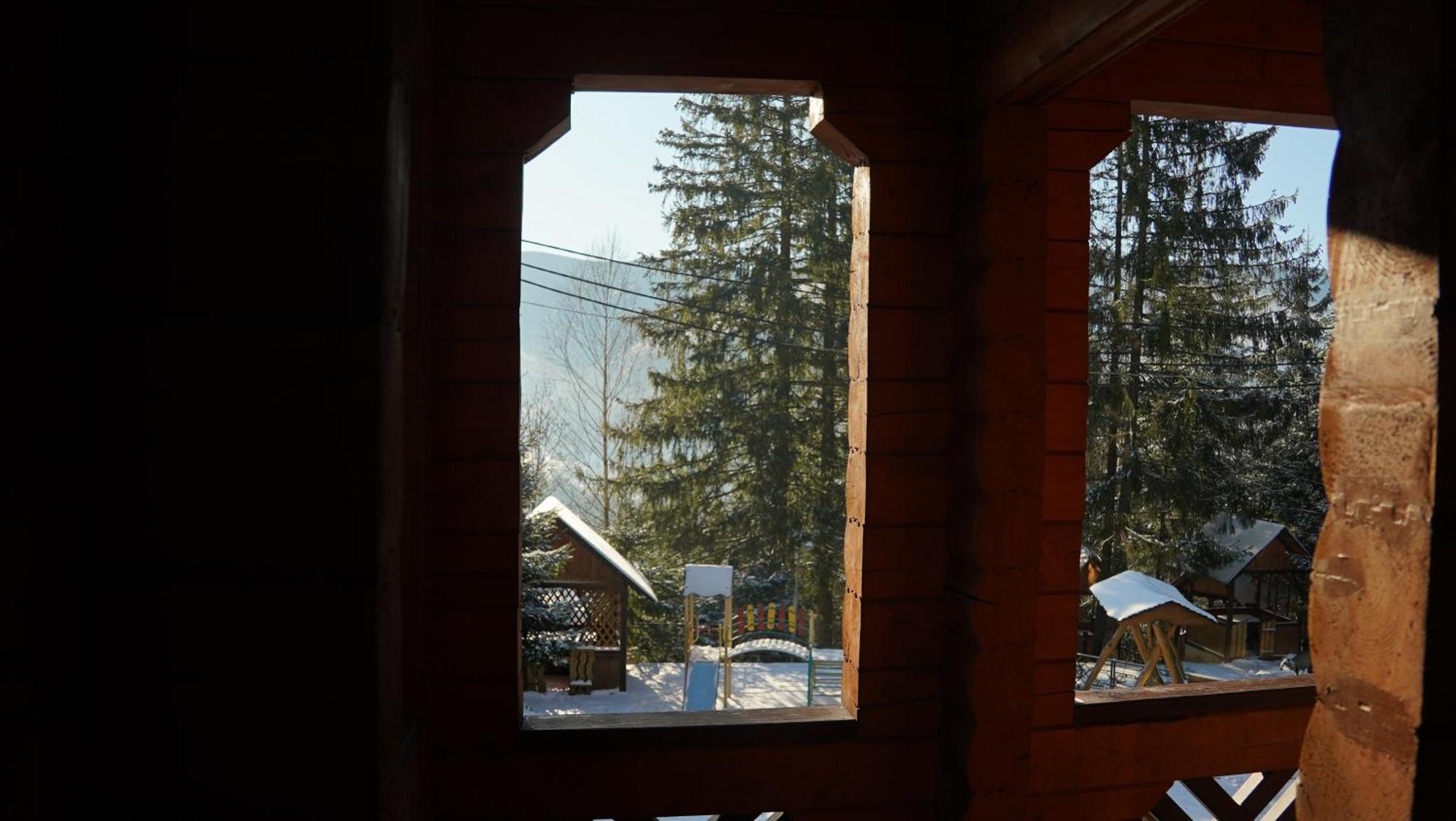Karpatski Dzherela Yaremche Exterior foto