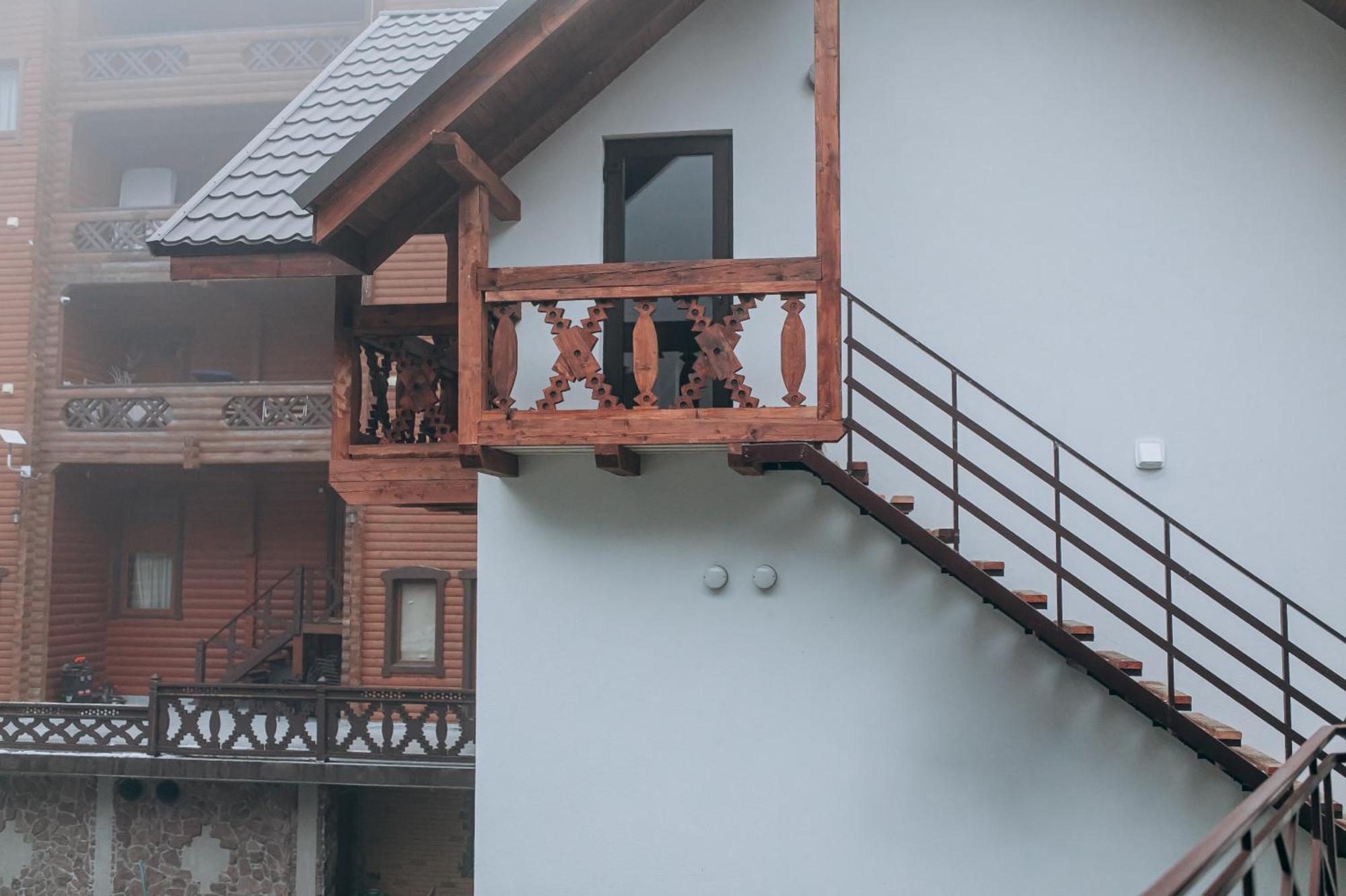 Karpatski Dzherela Yaremche Exterior foto